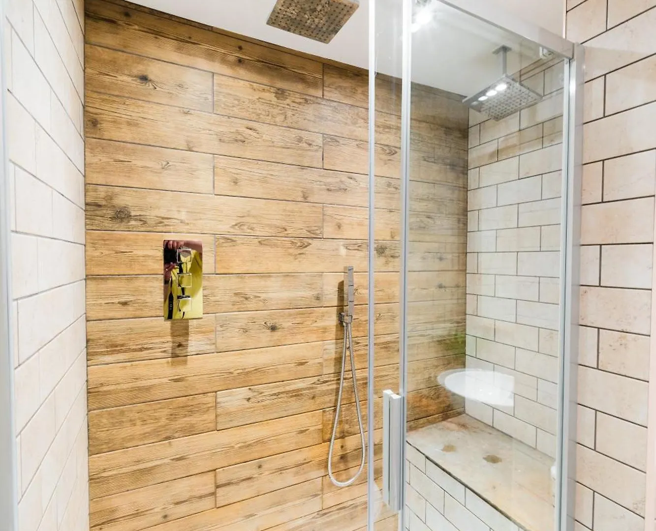 Pied-A-Terre Near The Docks - Wifi & Washing Machine Apartment Gloucester United Kingdom
